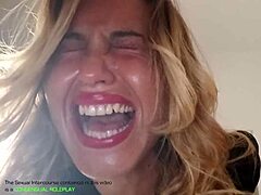 Maelles Muschi wird in diesem selbstgedrehten Video bei hartem Sex mit einem perversen Fan zerstört