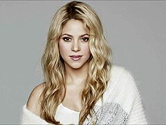 Shakira sexy y seductora en acción