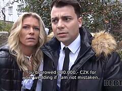 MILF Ceko mendapat uang dengan meniduri pengantin pria lain dalam video HD