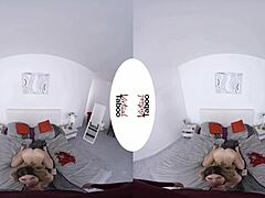 Video POV de morenas, una masturbada en desafío de realidad virtual